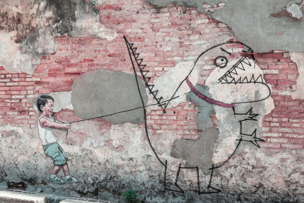 壁に描かれた恐竜